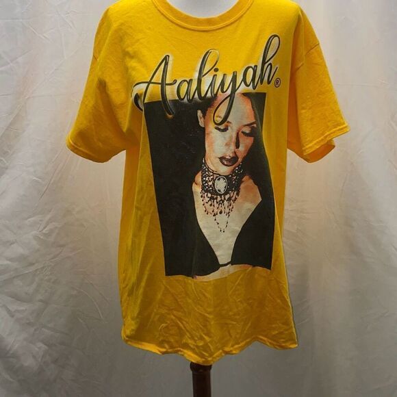 Aaliyah hip hop 90s t shirt yellow Sz M/L ofcl licensed - Picture 2 of 7